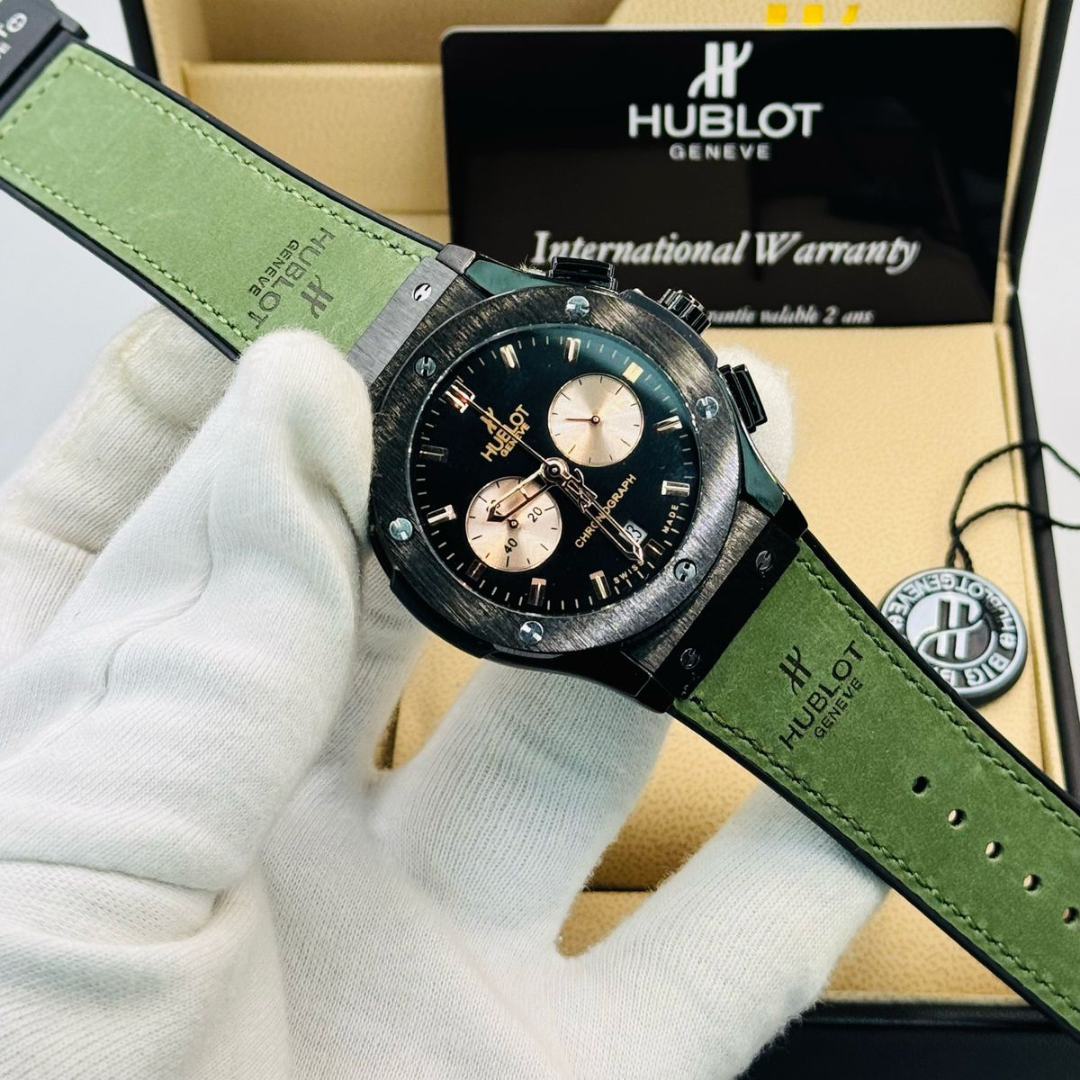 ساعة هوبلو الجلدية