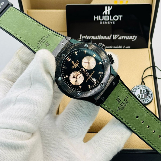 ساعة هوبلو الجلدية